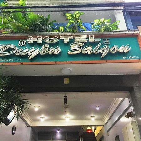 Duyen Sai Gon Hotel Хошимин Екстериор снимка
